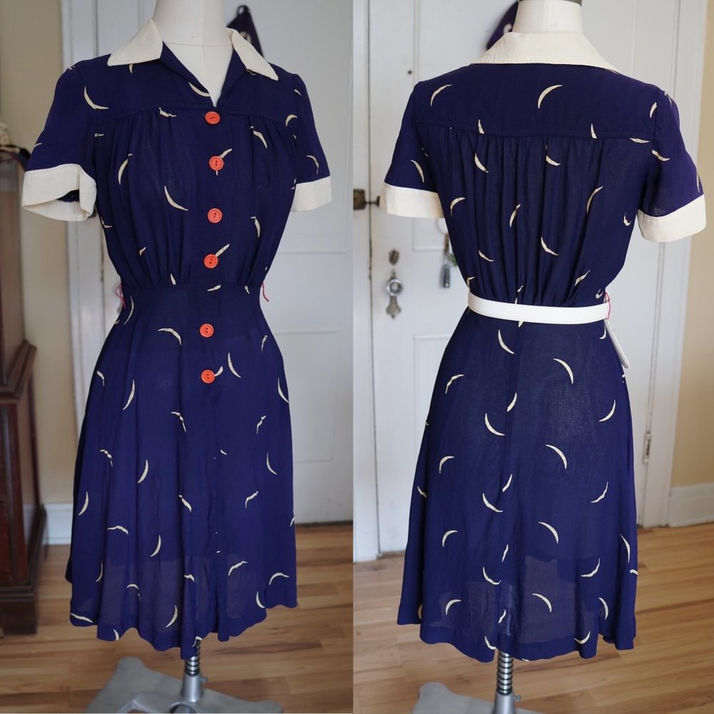 70s / 1970s Blue Young Edwardian by Arpeja Crescent Print 70s-does-40s Dress